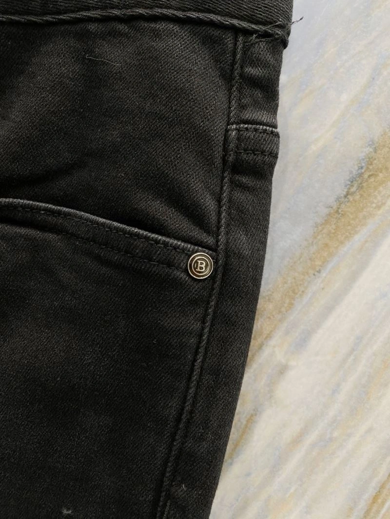 TimelessDesign Burberry Jeans 101305