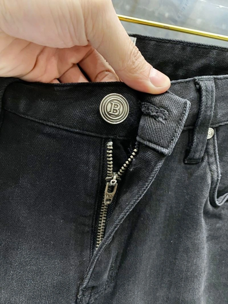 TimelessDesign Burberry Jeans 101305