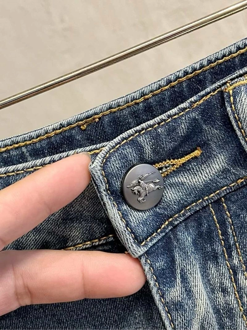 Burberry Jeans WaterResistant 101303