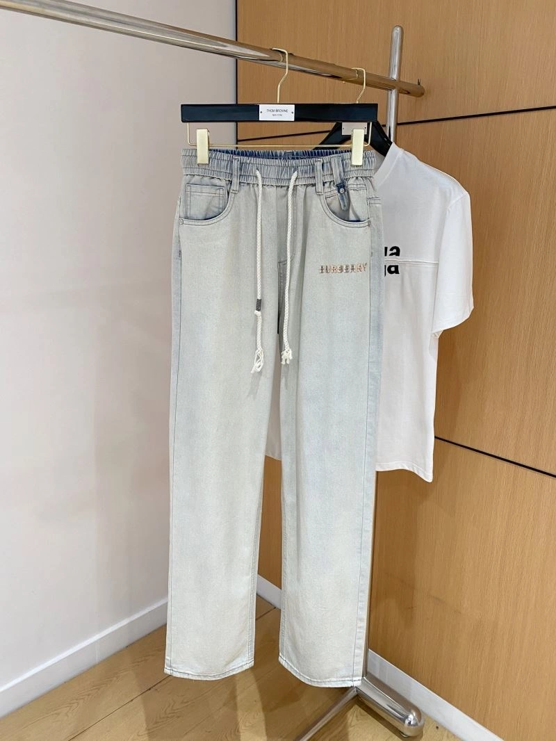 UrbanChic Burberry Jeans 101301
