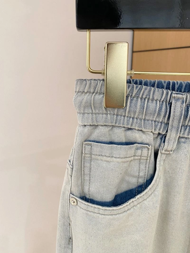 UrbanChic Burberry Jeans 101301