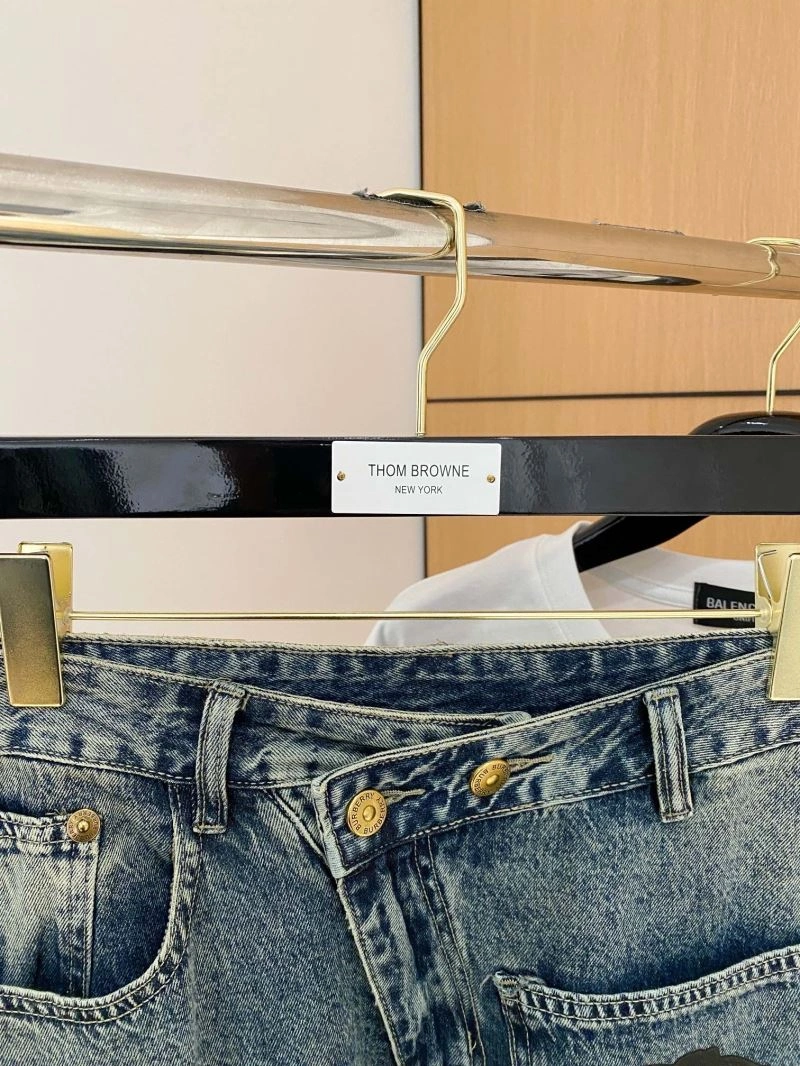 FashionForward Burberry Jeans 101302