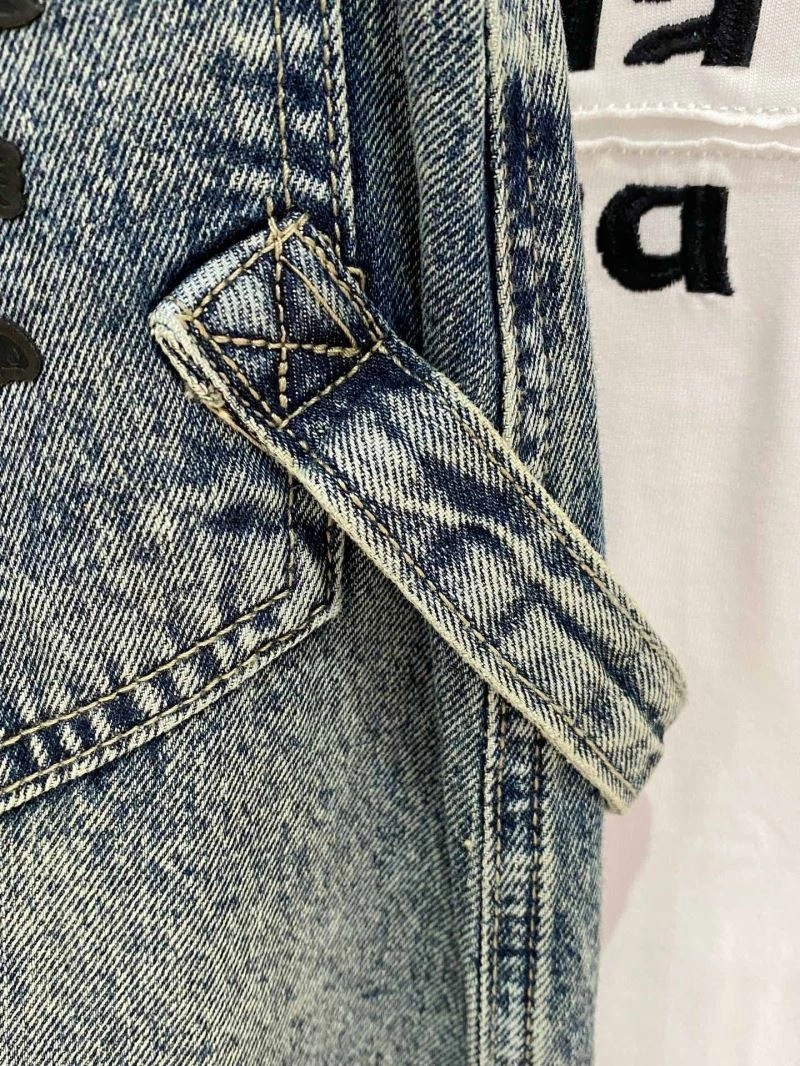 FashionForward Burberry Jeans 101302