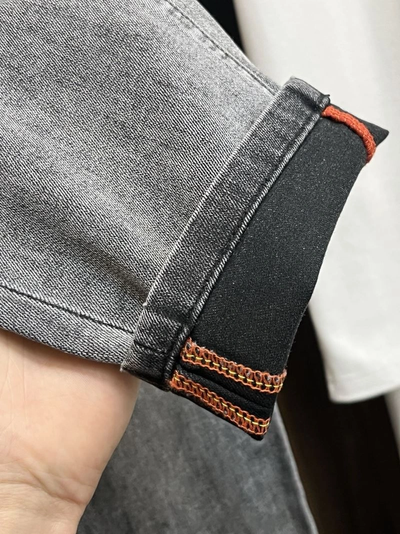 Minimalist Burberry Jeans 101299