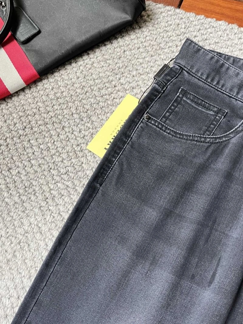 Reliable Burberry Jeans 101351