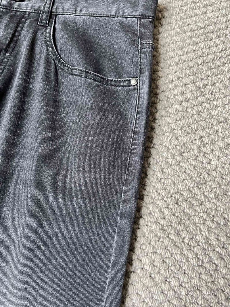 Reliable Burberry Jeans 101351