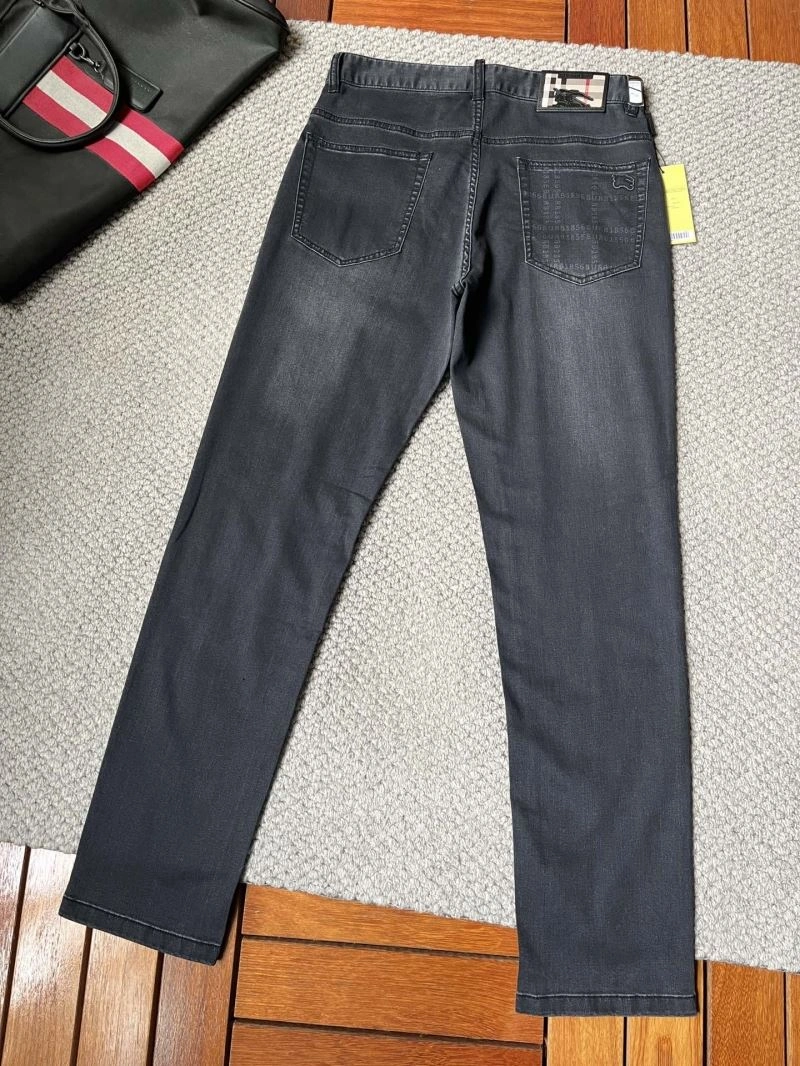 Reliable Burberry Jeans 101351