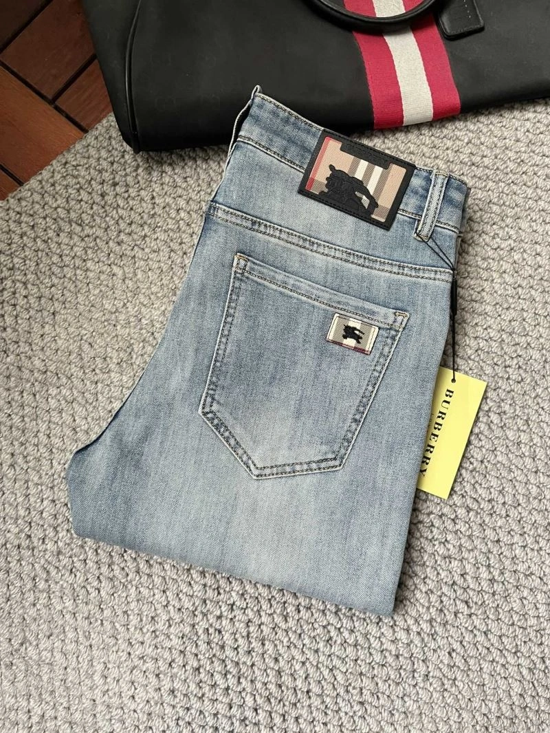 EyeCatching Burberry Jeans 101304