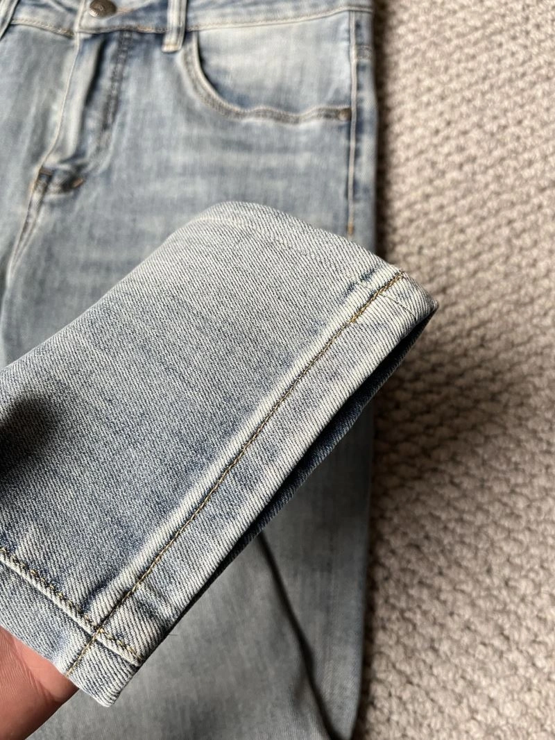 EyeCatching Burberry Jeans 101304