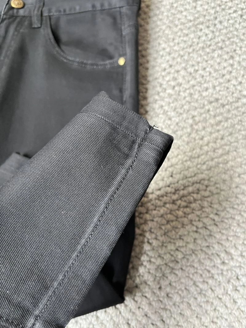 UrbanChic Burberry Jeans 101292