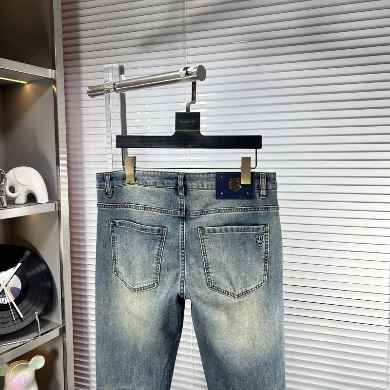 Burberry Jeans Chic 101316