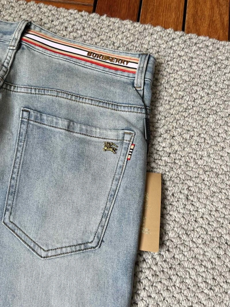 QuickDry Burberry Jeans 101275