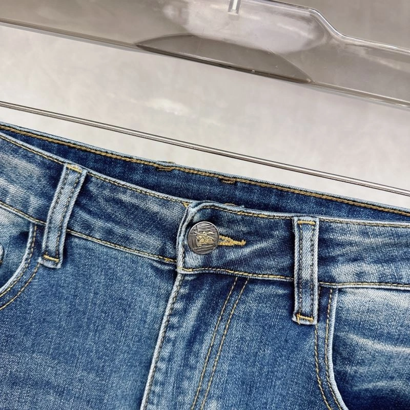 WeatherProof Burberry Jeans 101267