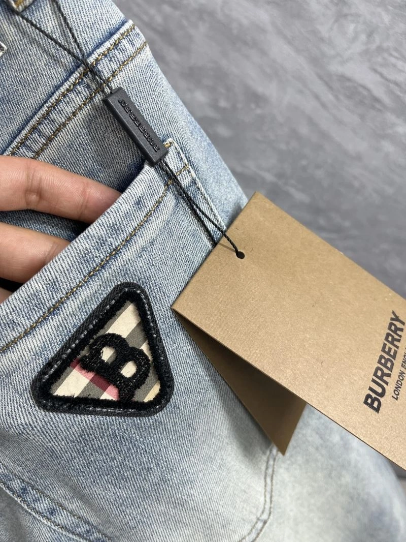 Fashionable Burberry Jeans 101258