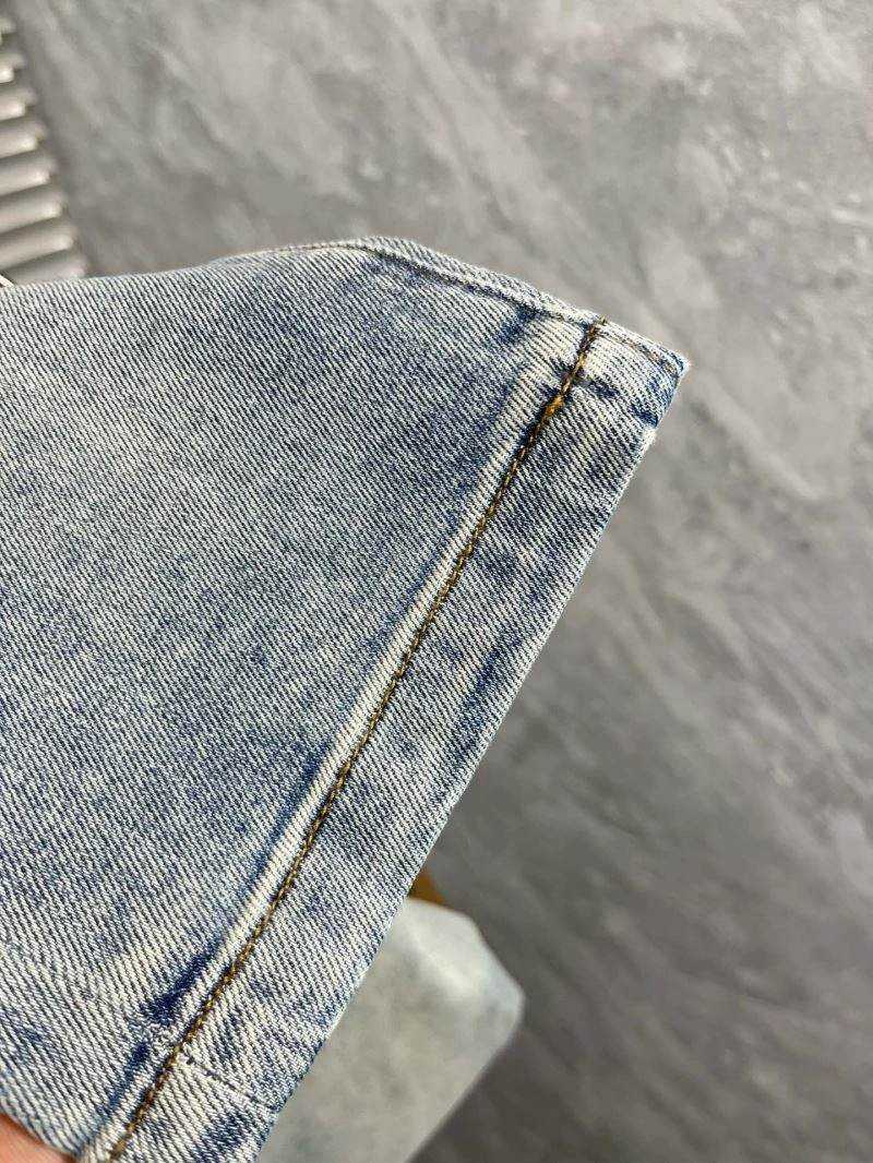 Fashionable Burberry Jeans 101258