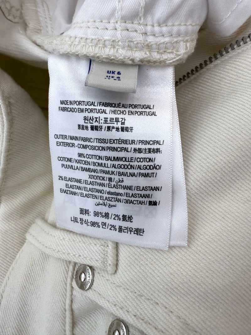 EyeCatching Burberry Jeans 99265