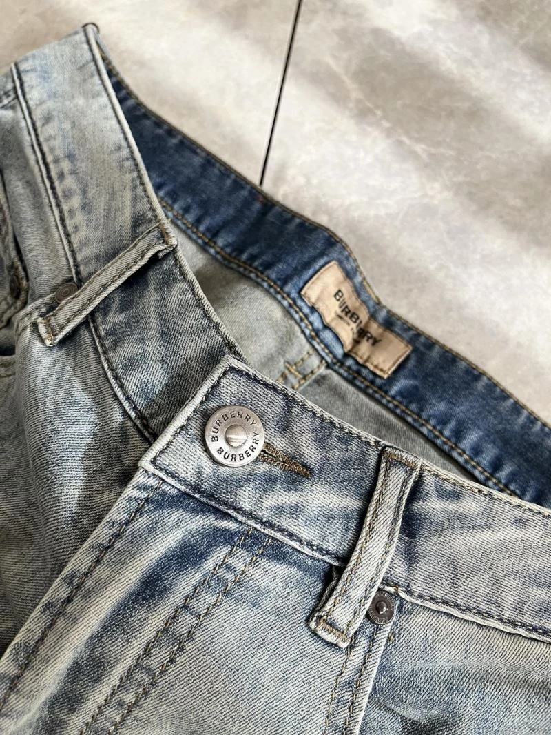 Burberry Jeans Versatile 100814