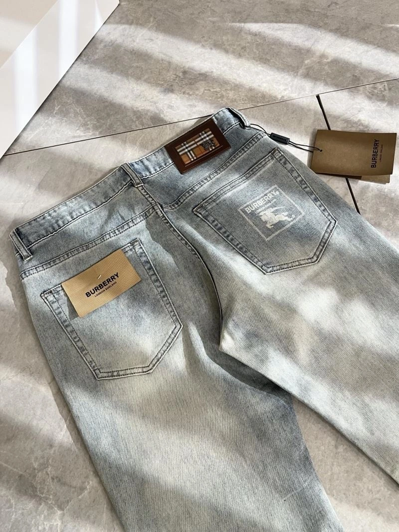 Burberry Jeans Versatile 100814