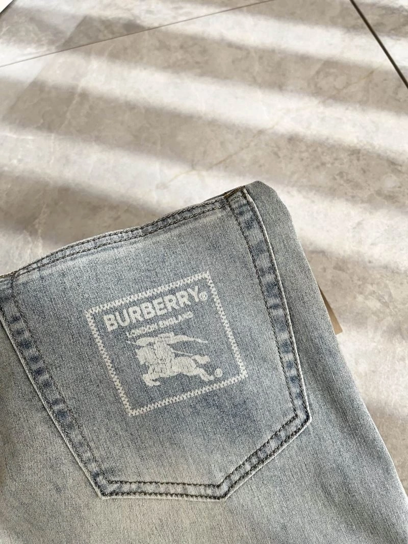 Burberry Jeans Versatile 100814