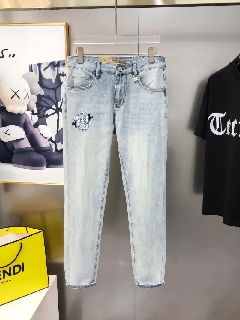 Burberry Jeans WellDesigned 100817