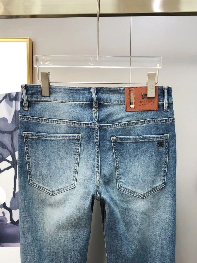 Unique Burberry Jeans 100850