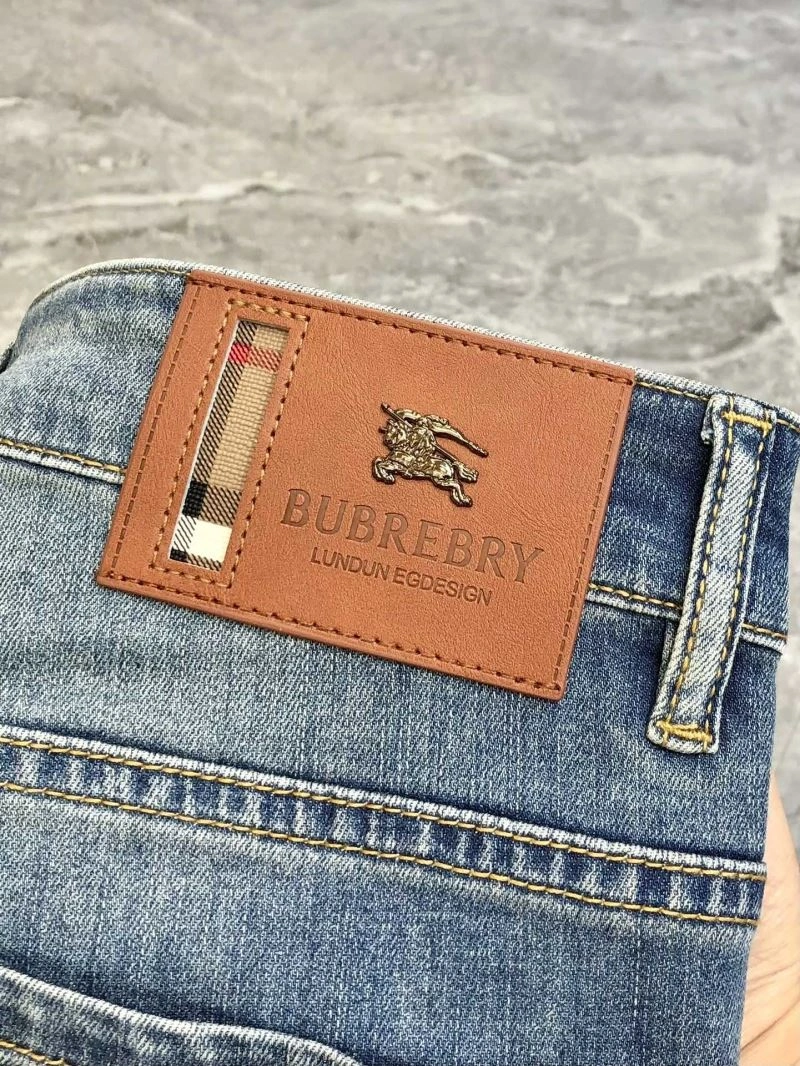 Unique Burberry Jeans 100850