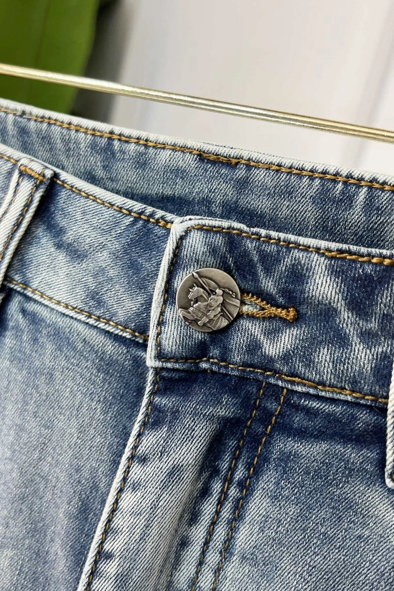 Popular Burberry Jeans 100815