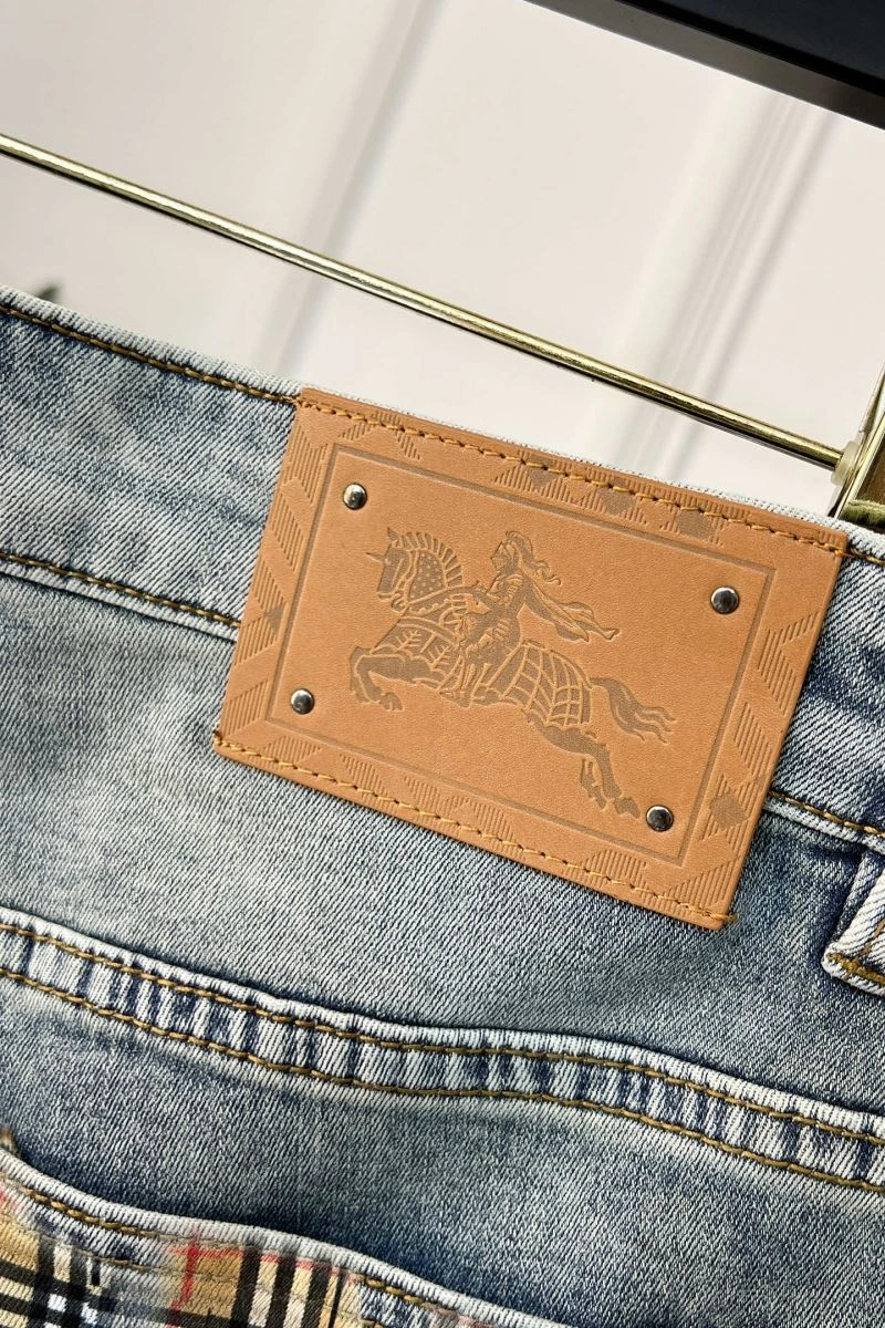 Popular Burberry Jeans 100815