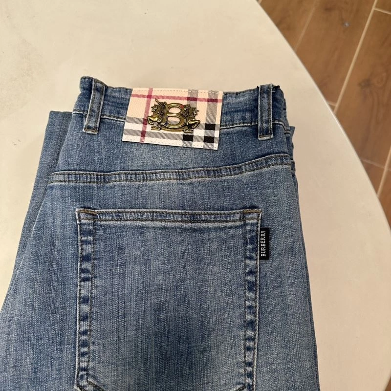 Snug Burberry Jeans 100808