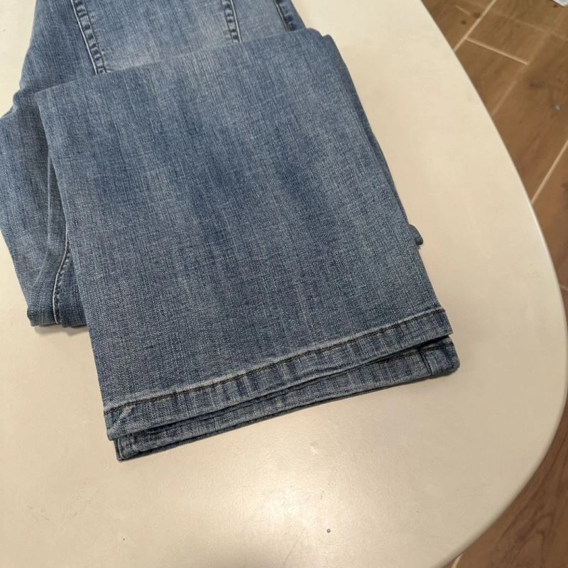 Snug Burberry Jeans 100808