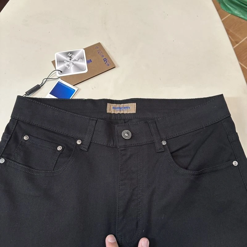 Stretchable Burberry Jeans 100811