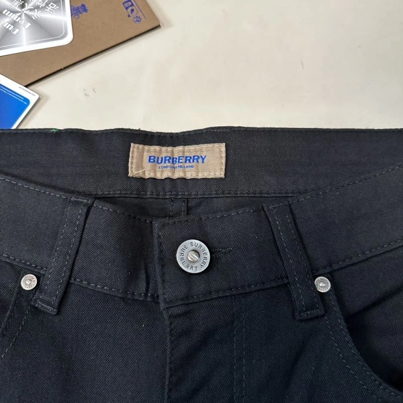 Stretchable Burberry Jeans 100811