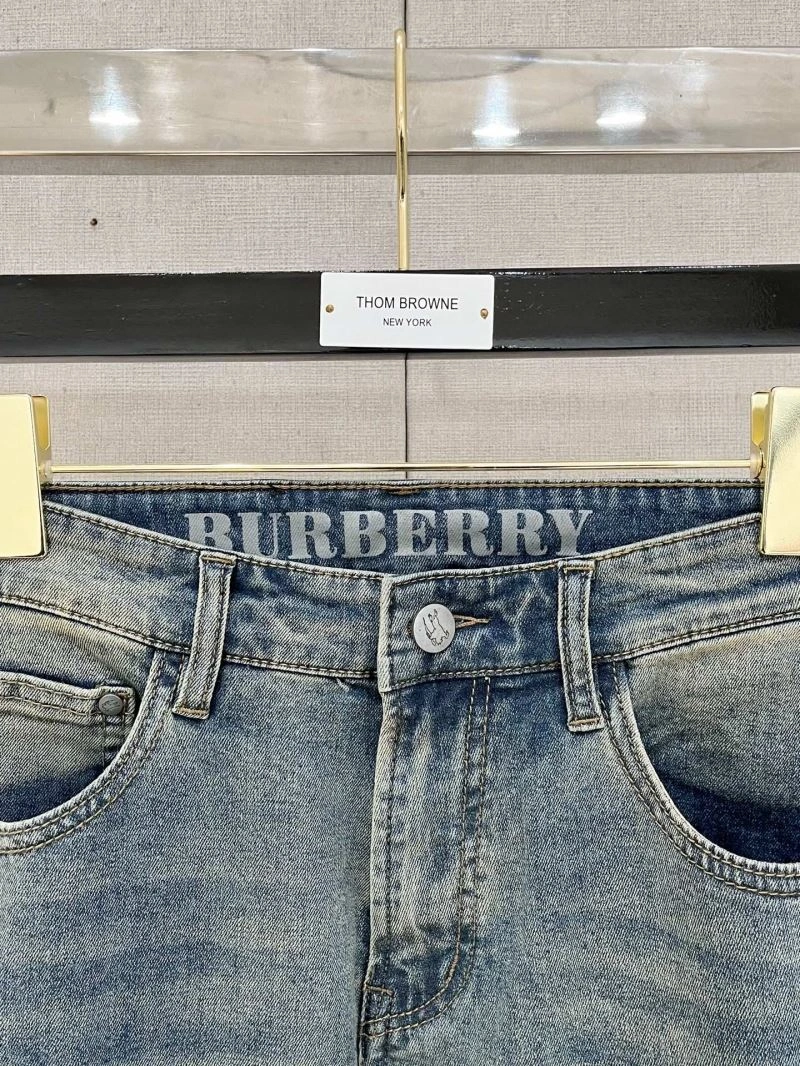 Burberry Jeans EasyMatch 100799