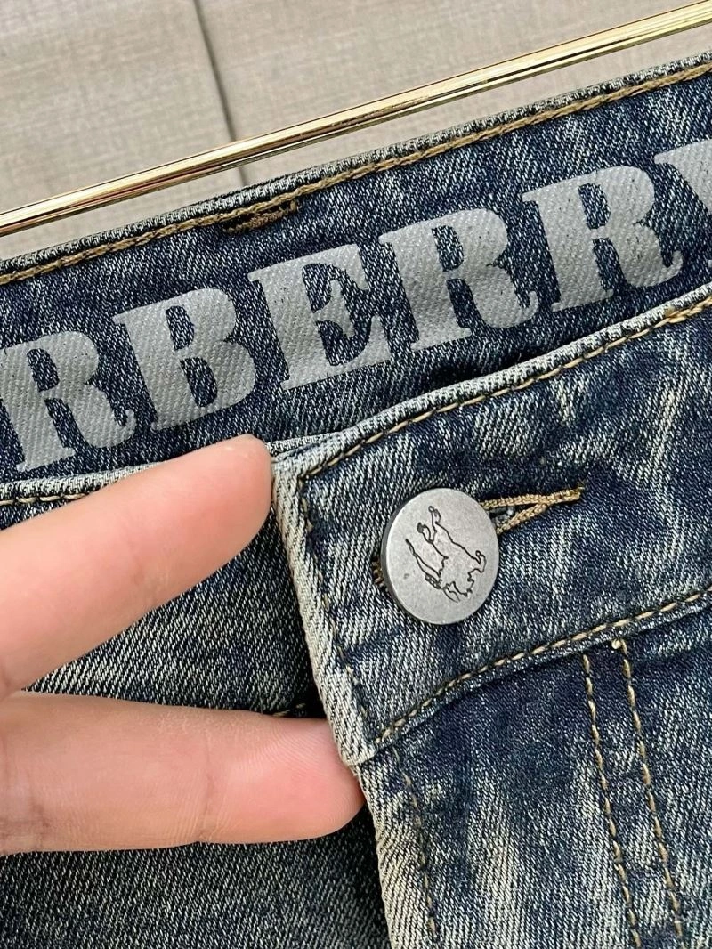 Burberry Jeans EasyMatch 100799