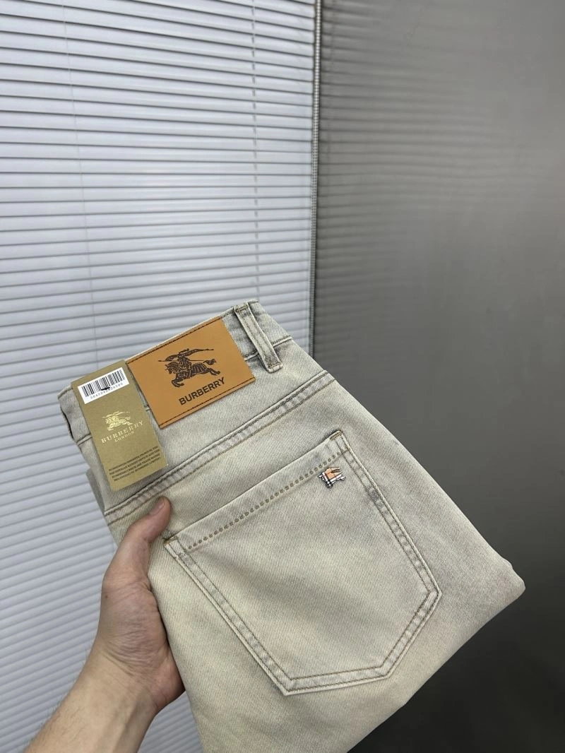 Burberry Jeans Versatile 100331