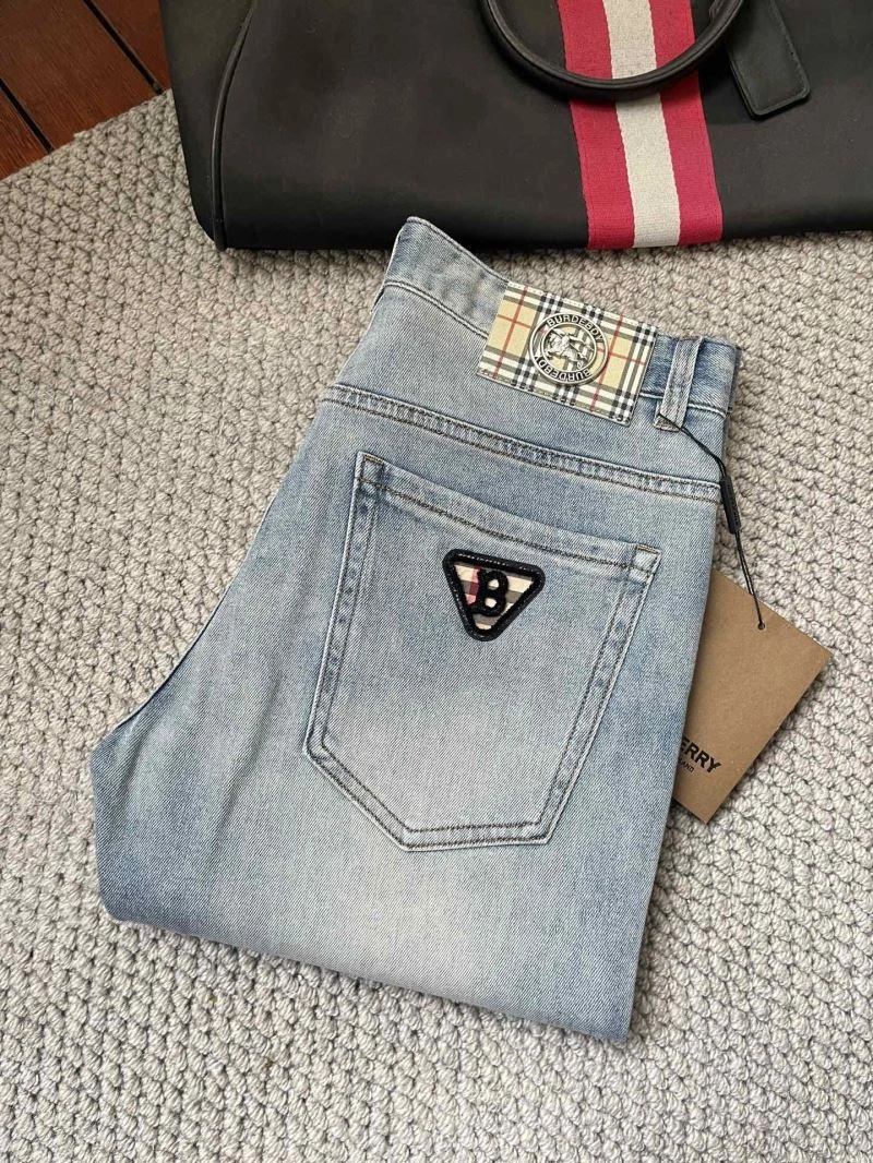 Burberry Jeans ComfortFit 100304