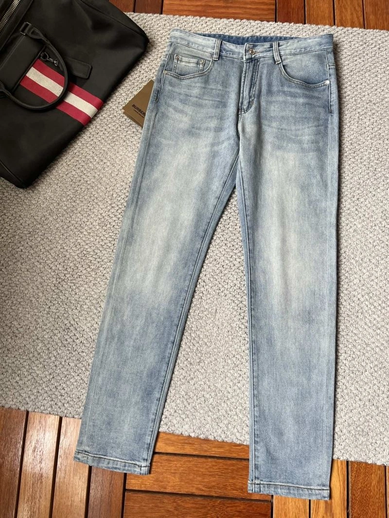 Burberry Jeans ComfortFit 100304