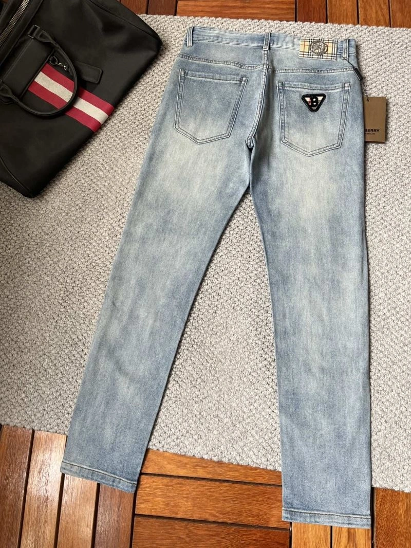 Burberry Jeans ComfortFit 100304