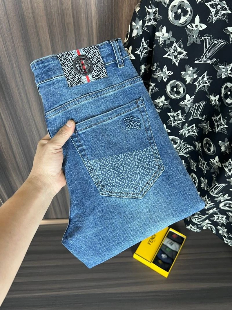 Burberry Jeans MultiPurpose 100303