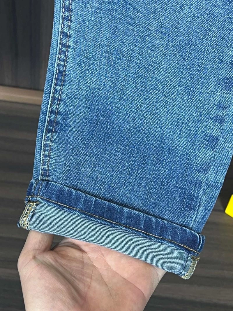 Burberry Jeans MultiPurpose 100303