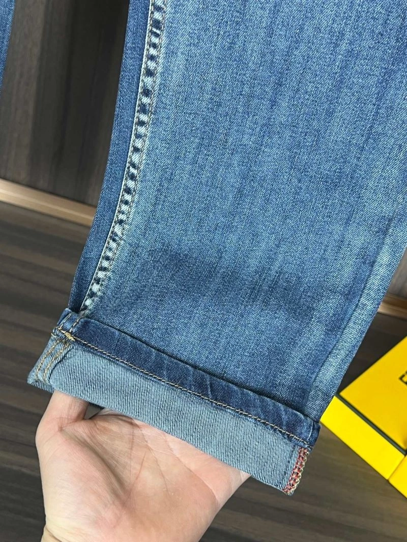 Burberry Jeans Lightweight 100305