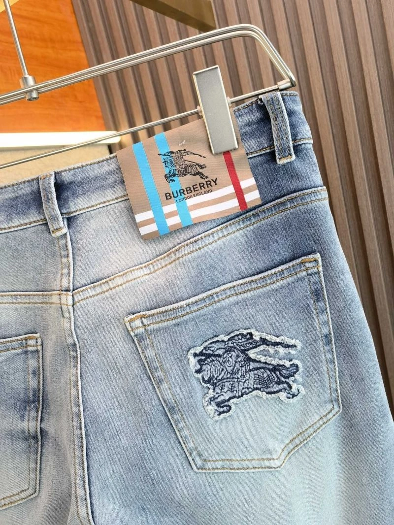 Minimalist Burberry Jeans 100292