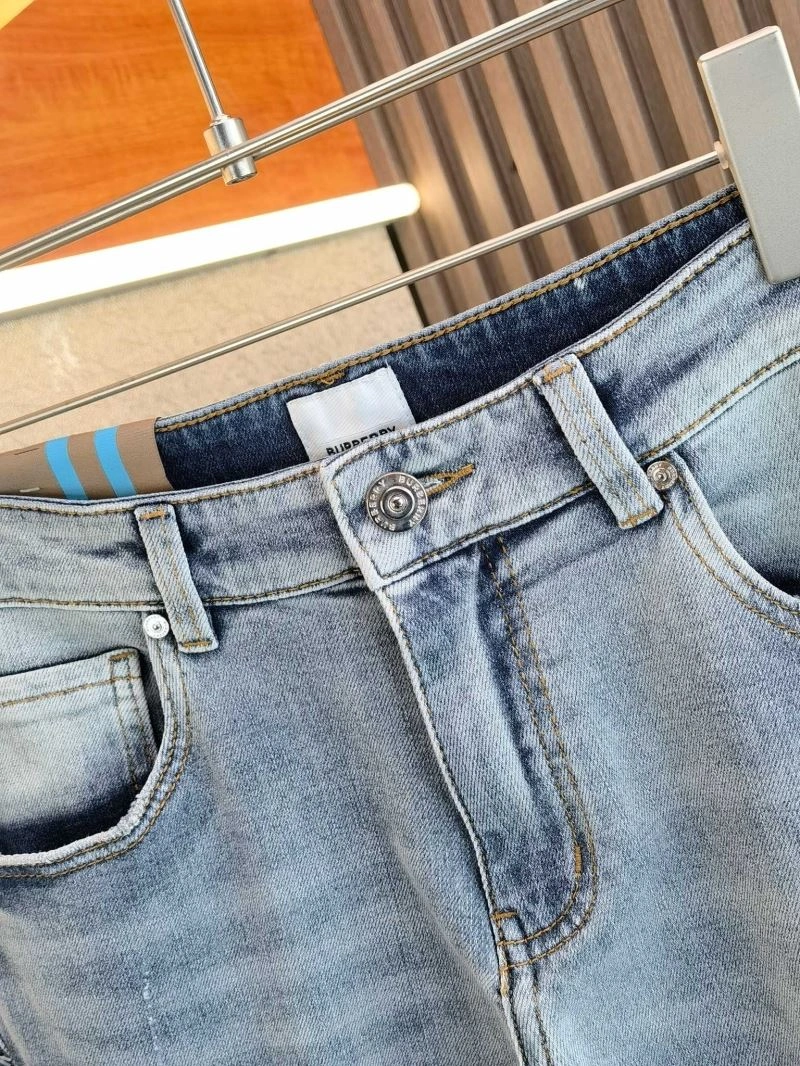 Minimalist Burberry Jeans 100292