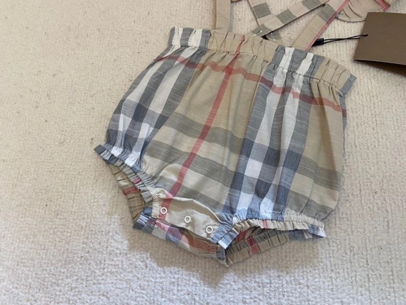 Versatile Burberry Kids 99772