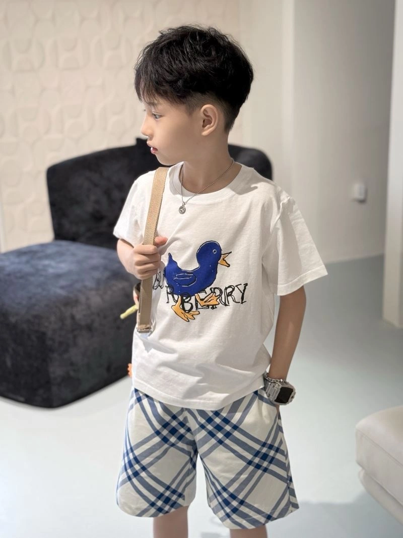 EyeCatching Burberry Kids 99851