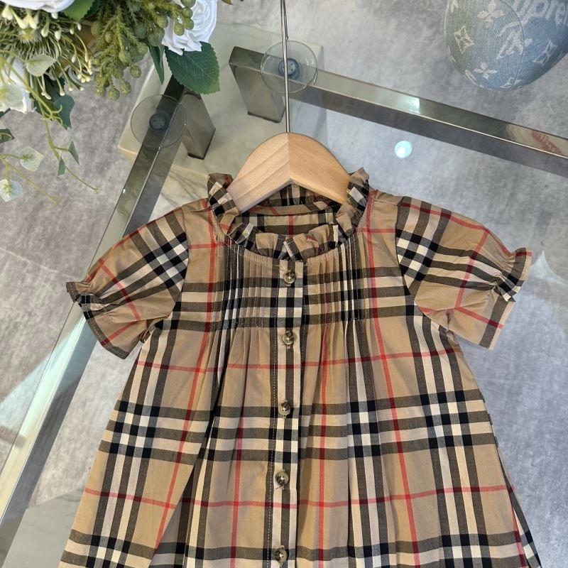 ModernLook Burberry Kids 99735