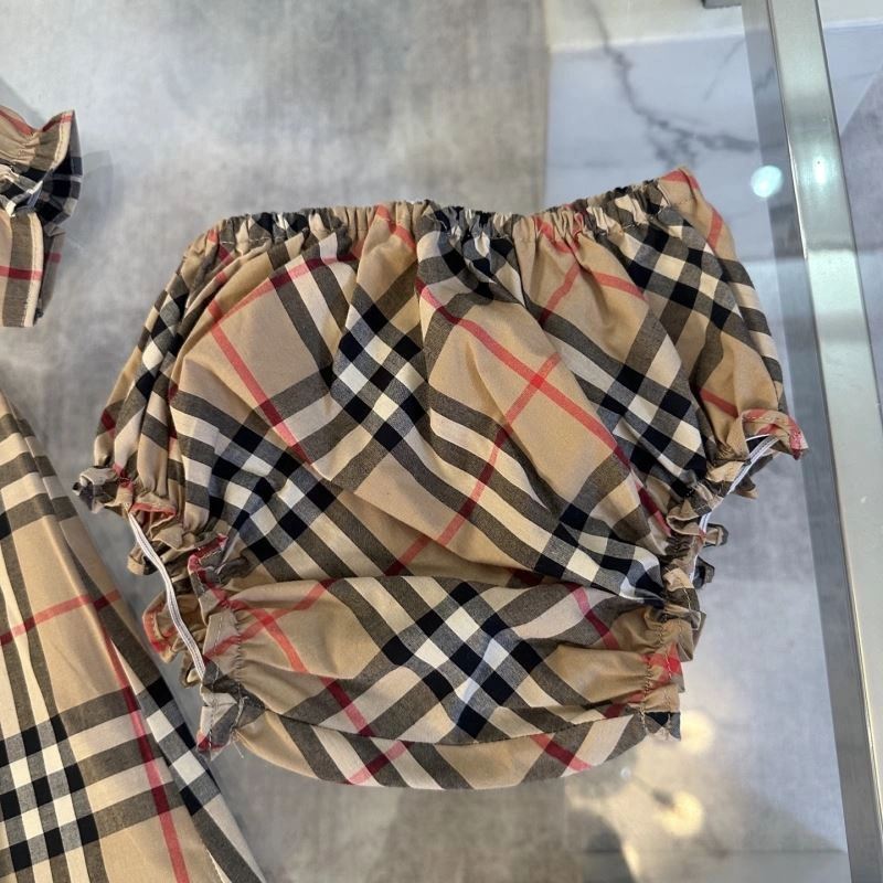ModernLook Burberry Kids 99735