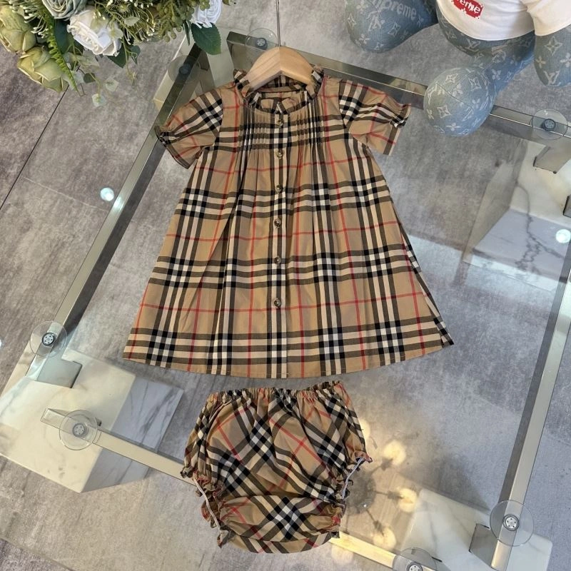 ModernLook Burberry Kids 99735