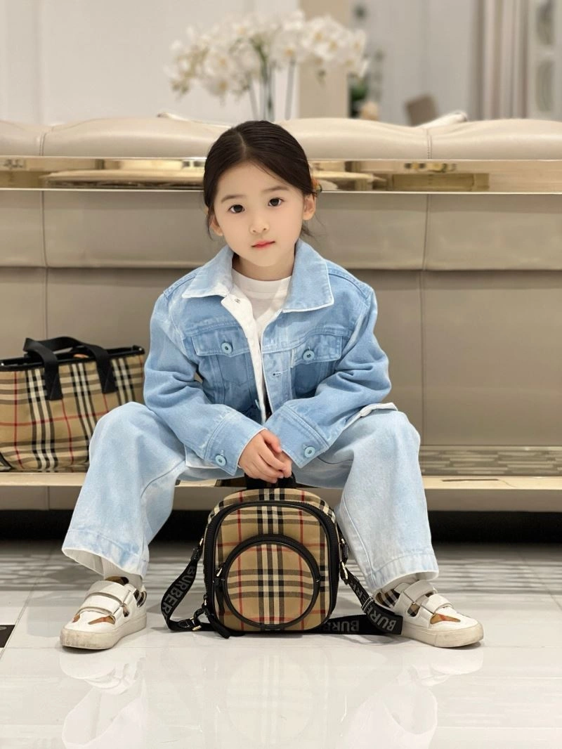 Burberry Kids Elegant 99680