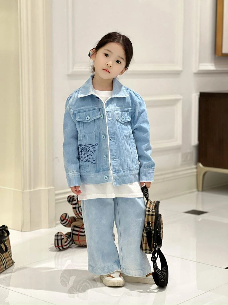 Burberry Kids Elegant 99680
